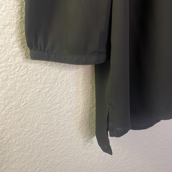 Express Black 3/4 sleeve Blouse - Picture 3 of 6